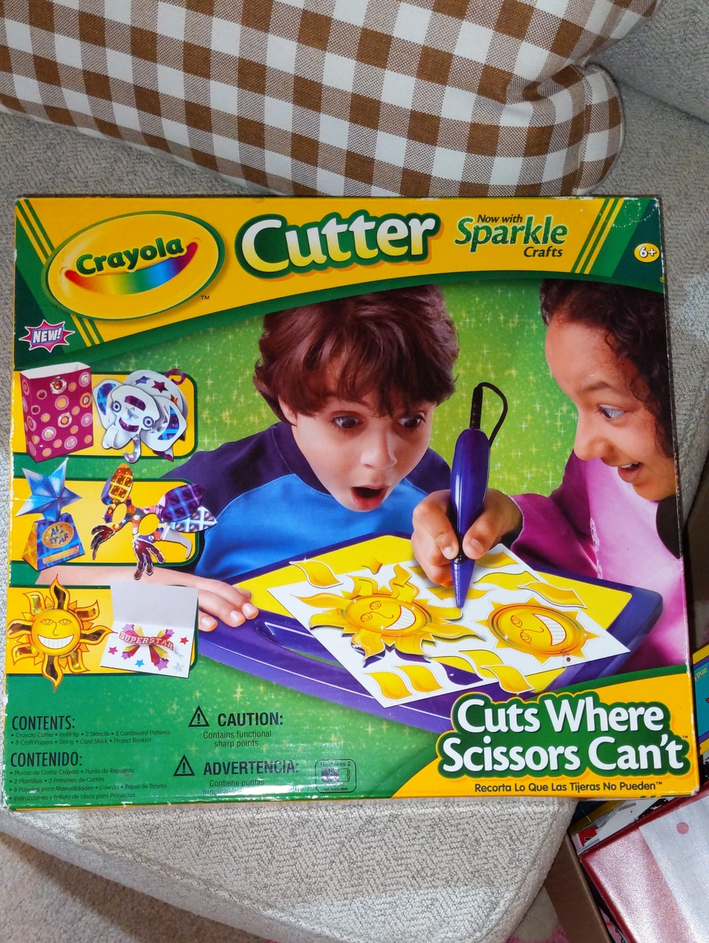 Crayola Cutter Sparkle Crafts Kit New In Box Sealed Paper Arts